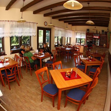 Yacht Club Barrandov Hotel Kožlí u Orlíka Bagian luar foto